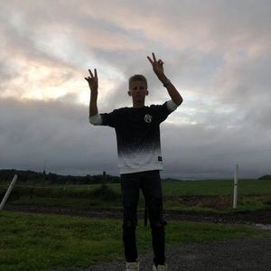 Meet your Posher, Jonathan